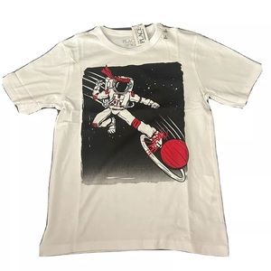 NWT The Children’s Place Space Astronaut Boys T-Shirt Size S (5/6)